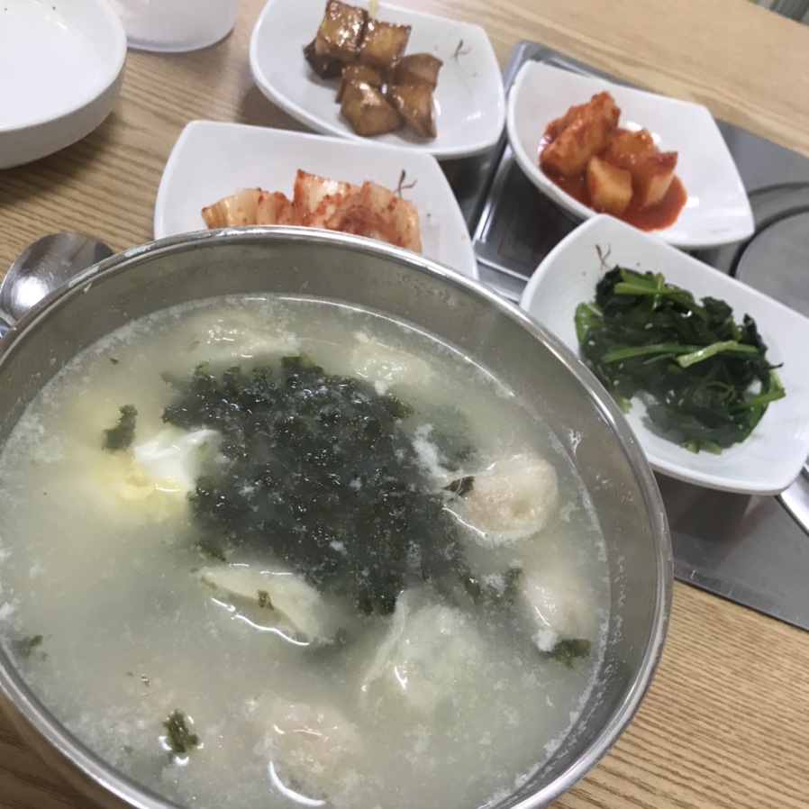 봉이손만두 이미지