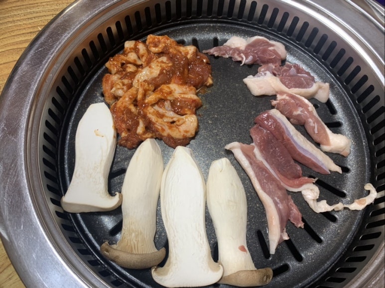 함지박오리숯불구이 이미지