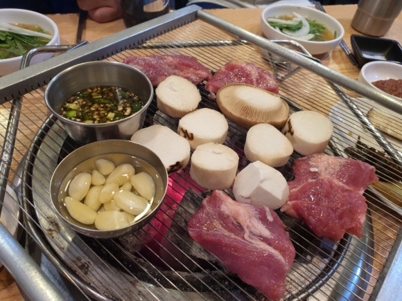 소달구지숯불 이미지
