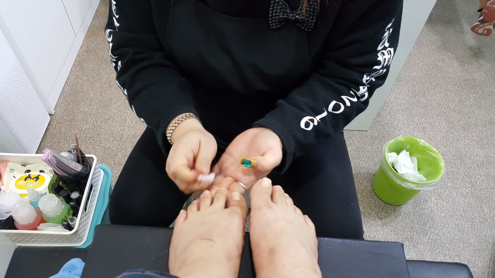 골드핑거네일 이미지