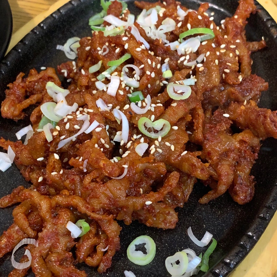 뚱닭발 이미지