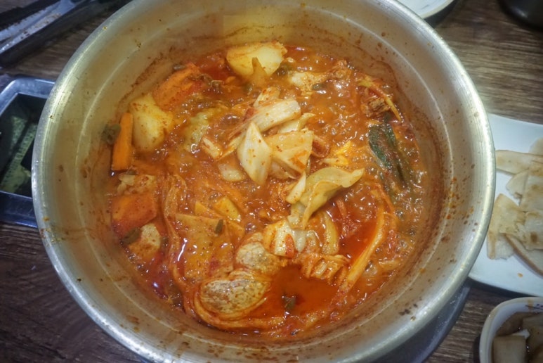 양푼이닭도리탕 이미지