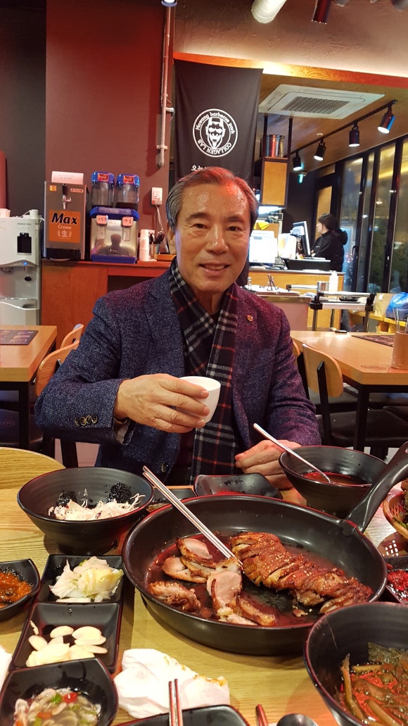 대왕족발 이미지