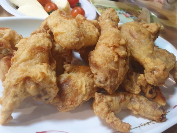 1004치킨 이미지