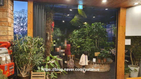 더츠커피팩토리 이미지