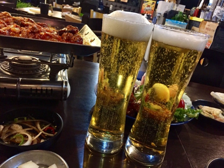 오꾸닭오븐에꾸운닭 이미지