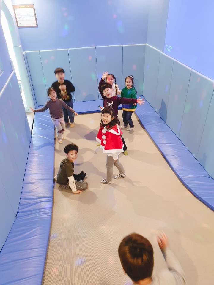 플레이존 이미지