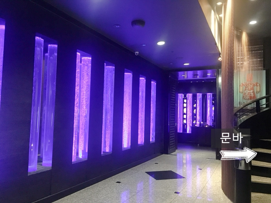 탑 앤 푸드 이미지