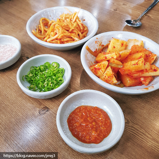 완정 신의주찹쌀순대 이미지