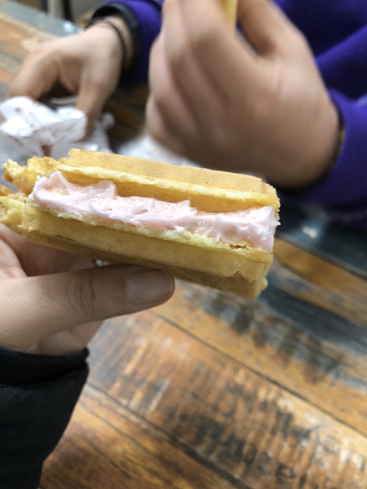 구리핫도그와 구리와플 이미지