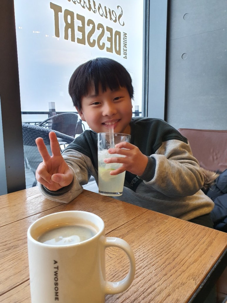 투썸플레이스속초 이미지