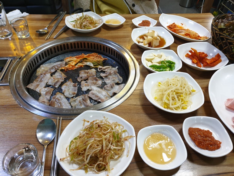 태백산소돼지막창 이미지