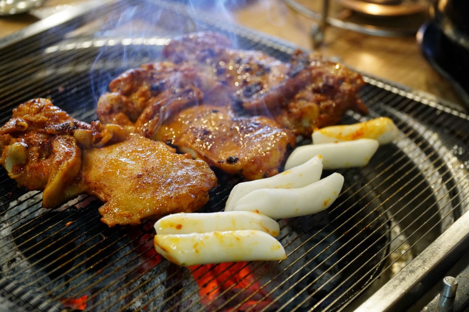 닭이닭 이미지