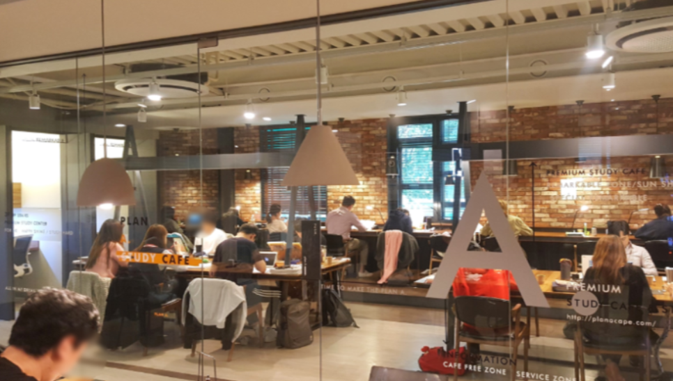 플랜에이스터디카페효자3센터 이미지