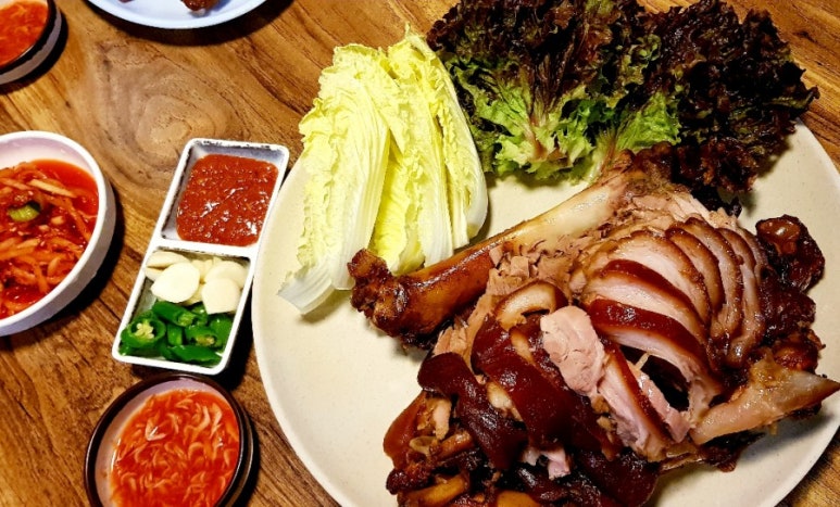 정통왕족발 이미지