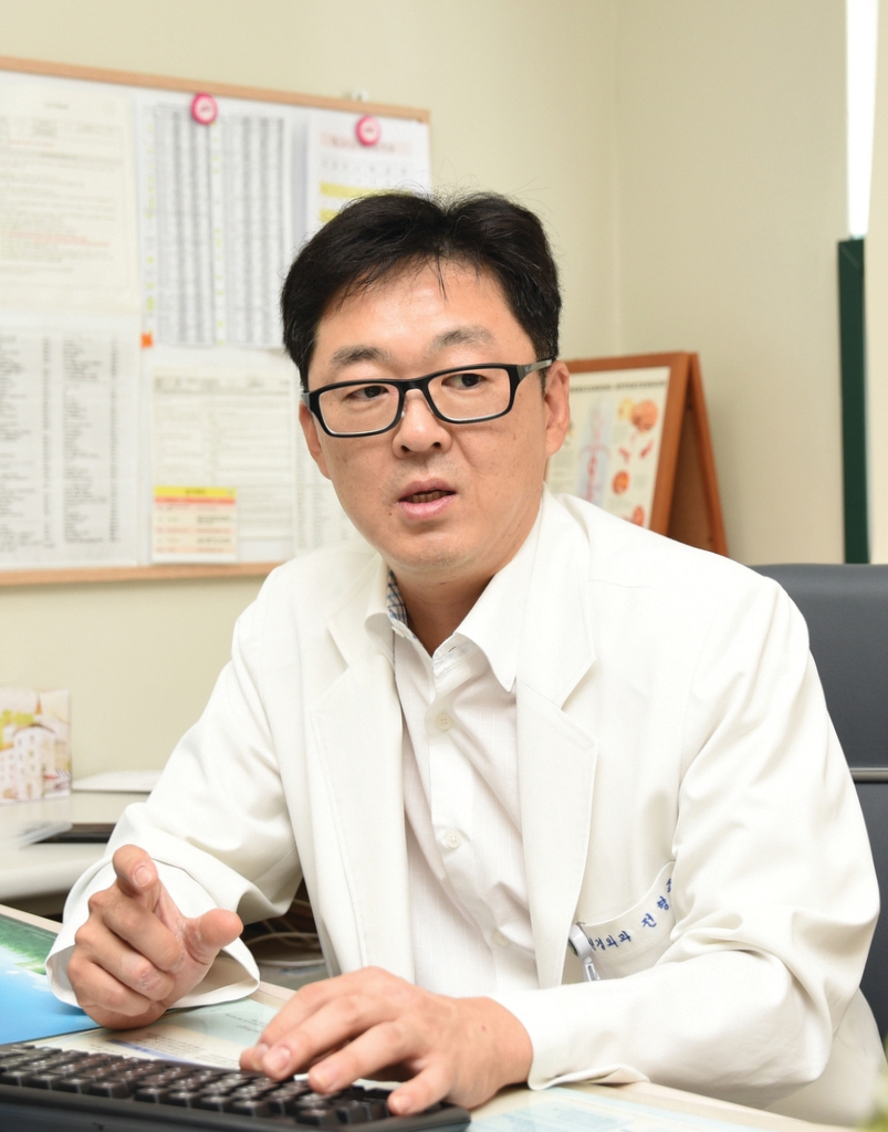 [한양대동문회보]류마티스 오래 앓았다면...'제1-2 경추 불안정증' 체크해야