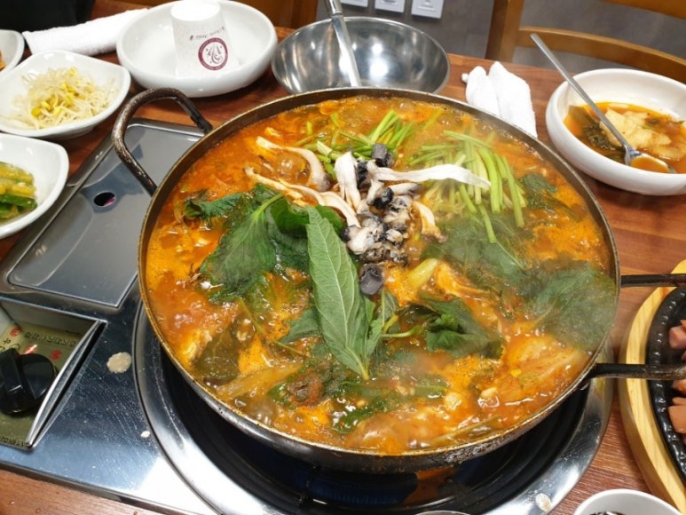 동강민물매운탕 이미지