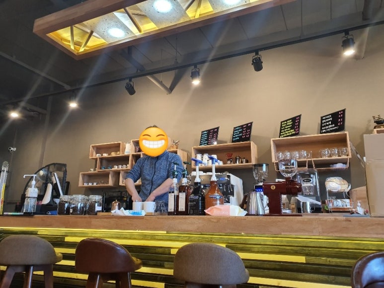 북카페 시오리 이미지