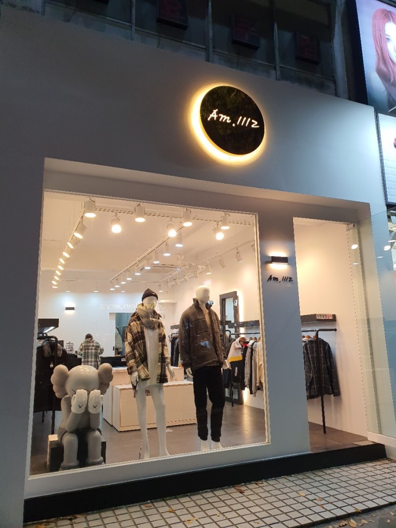 퀸스광고 이미지