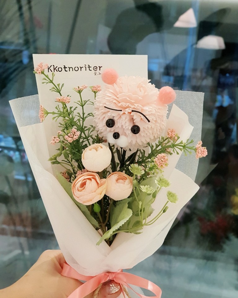 꽃노리터 이미지