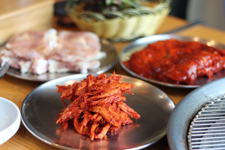 황토숯불닭갈비 이미지