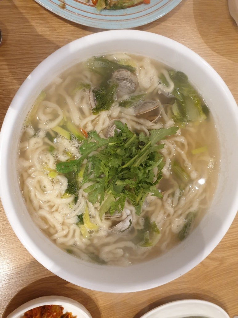 조조칼국수 이미지