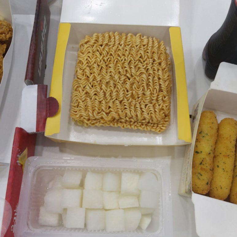 네네치킨 마석점 이미지