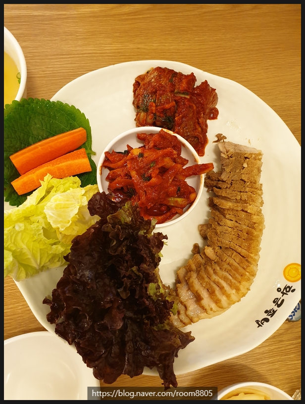 황금족발수원성대점 이미지