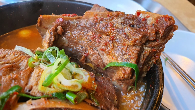 뼈다귀해장국 이미지