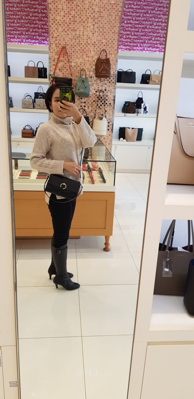 롯데아울렛사만사타바사 이미지