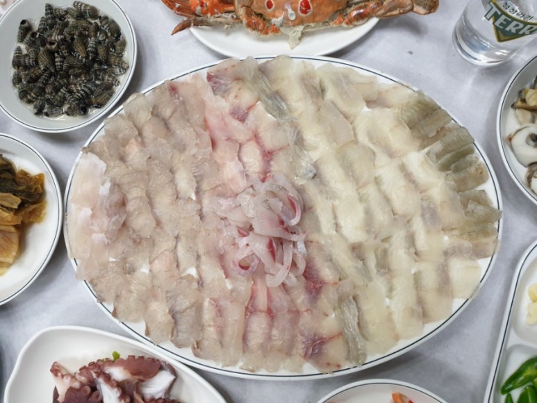 이현횟집 이미지