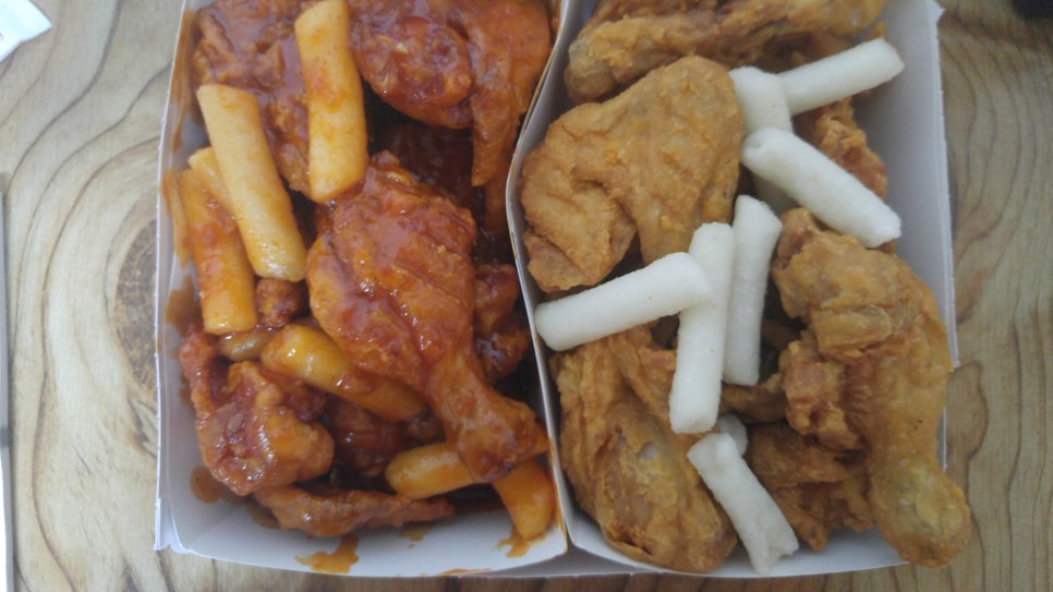 경아두마리치킨 이미지