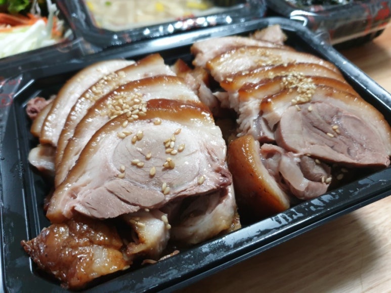오감만족왕족발 이미지