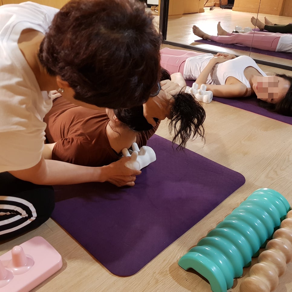 바른체형교정운동 이미지