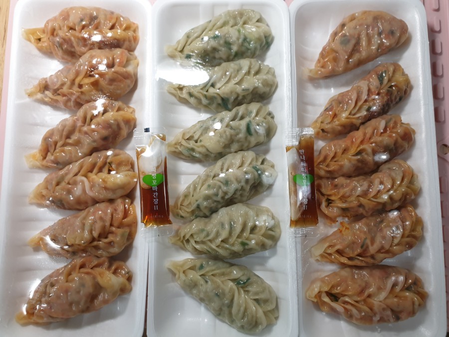 청년만두 이미지