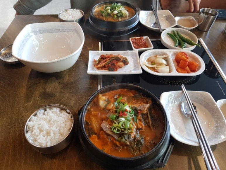 이을감자탕 이미지