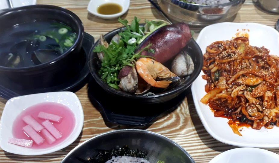통영해물뚝배기 이미지