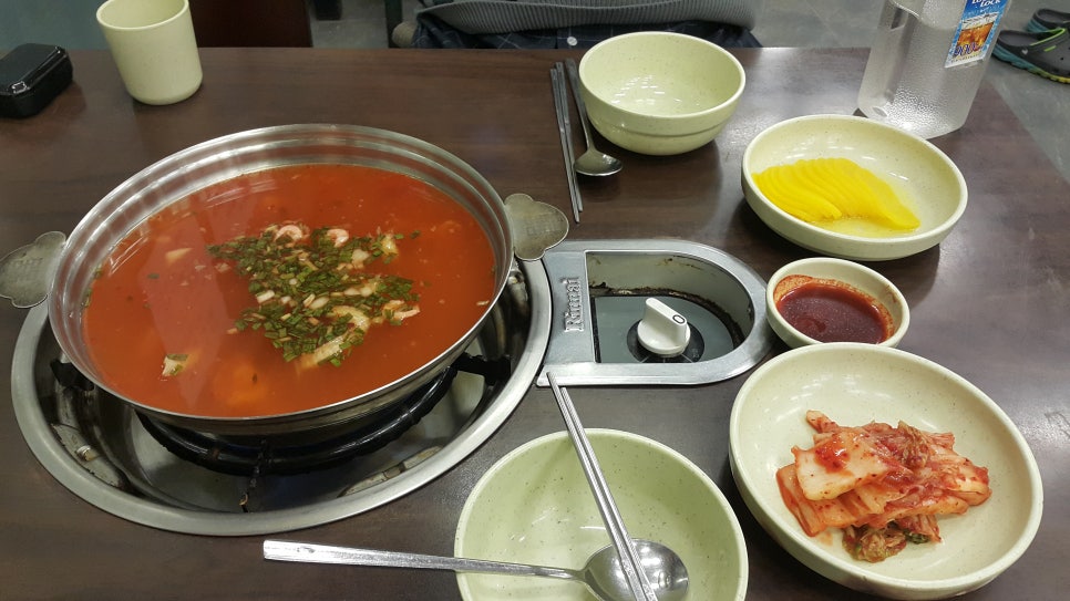 몽돌이해물칼국수 이미지