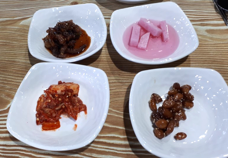 뚝배기한사발 이미지