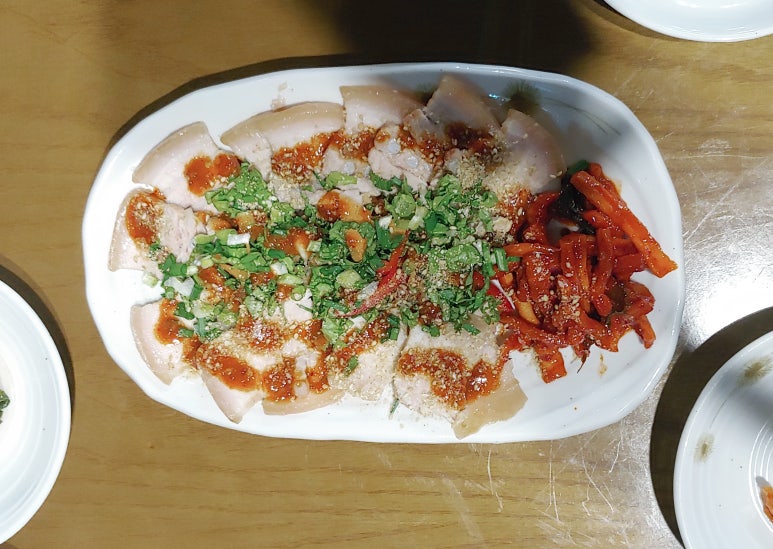 다모아보쌈웰빙수제비 이미지