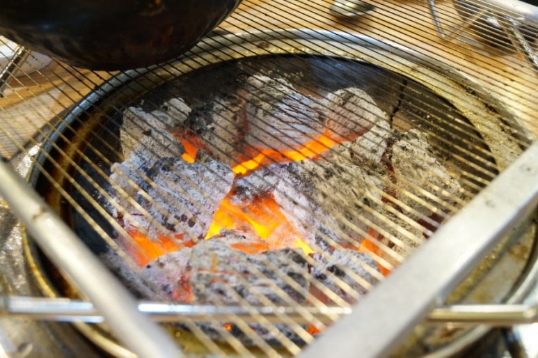 소달구지숯불 이미지