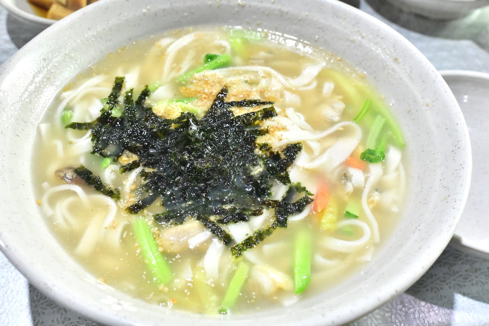 역도산손칼국수 이미지