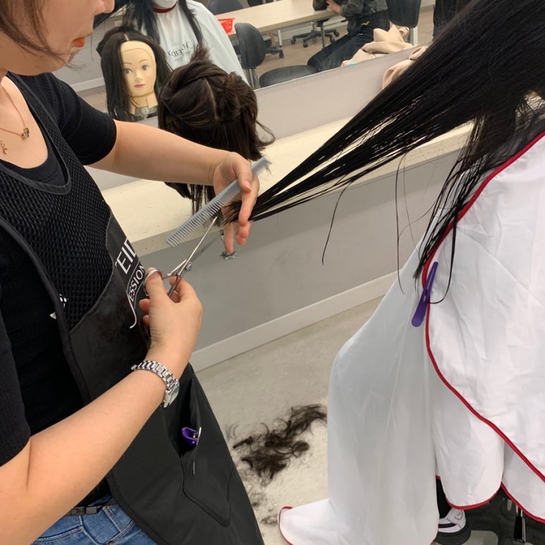 나경헤어 이미지