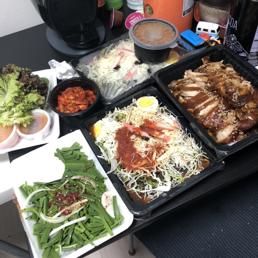 홍이왕족발 이미지