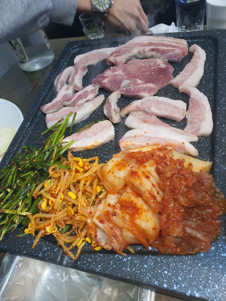 이화생고기식당 이미지