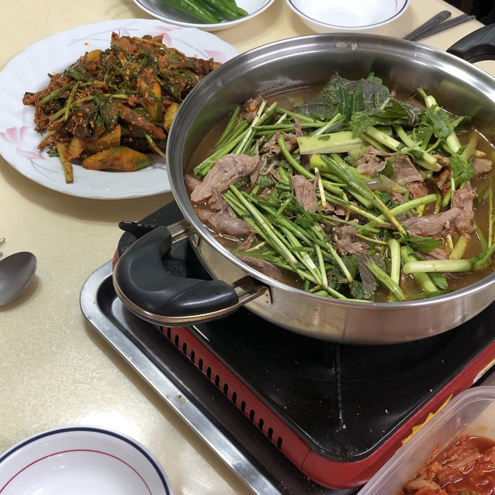 대월흑염소탕 이미지