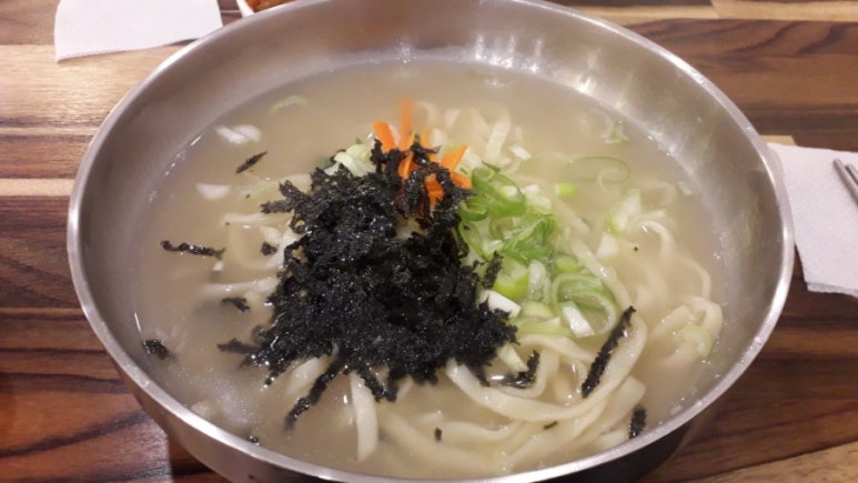 용문칼국수 이미지