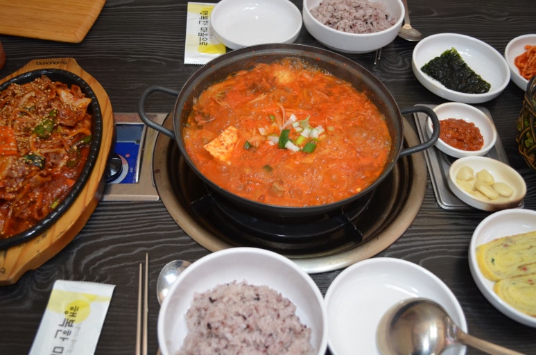 월수금돼지김치찌개&생삼겹살 이미지