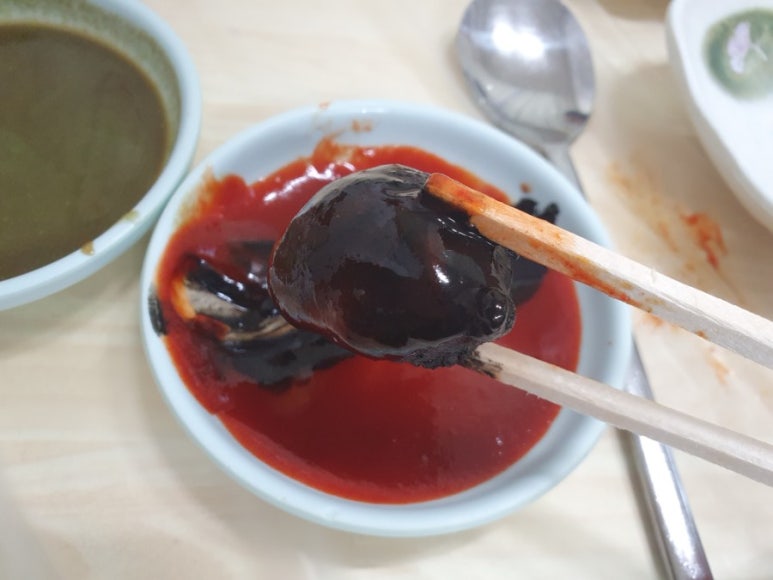 추섬 활어회 식당 이미지