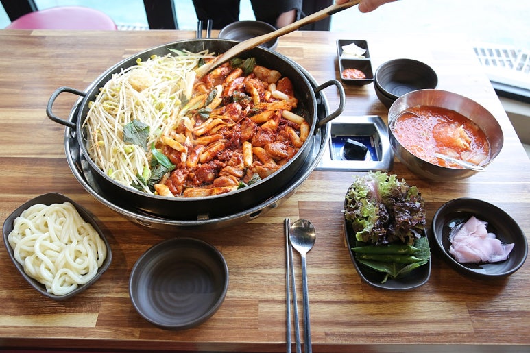 두총각닭갈비 이미지